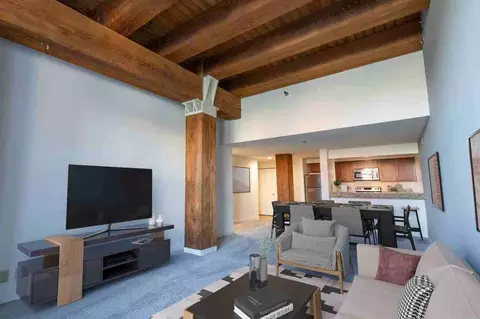 300 4th St E, Saint Paul, MN 55101 photo 8