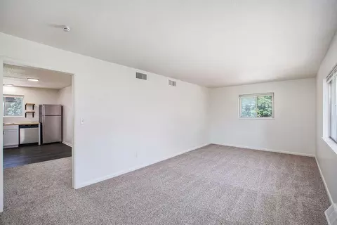 6315 Ash Ave, Raytown, MO 64133