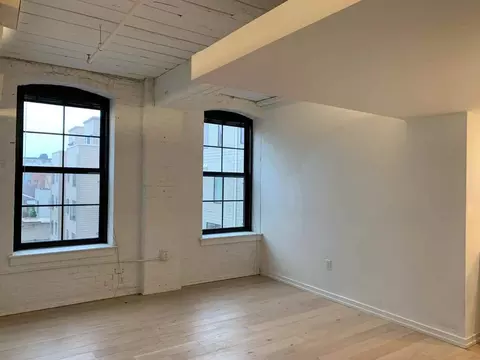 430 Fairmount Ave, Philadelphia, PA 19123