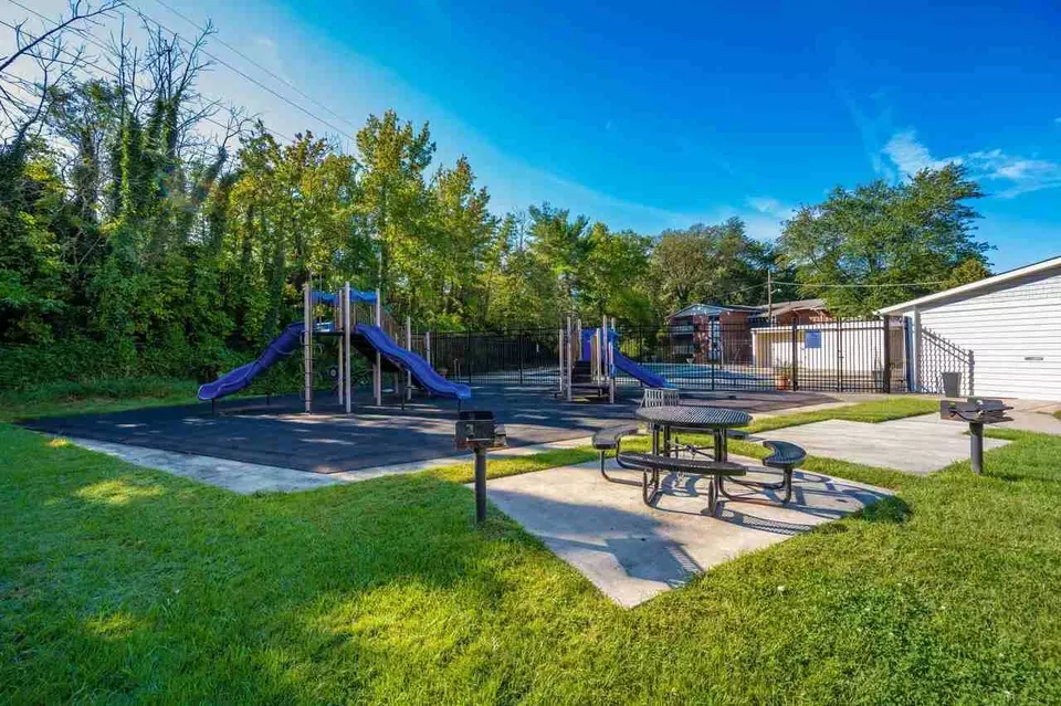  5345 85th Ave, New Carrollton, MD 20784 photo 26
