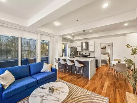 236 W Thompson St, Philadelphia, PA 19122