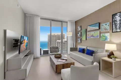 4111 S Ocean Dr, Hollywood, FL 33019