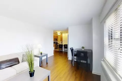 40 N Kingshighway Blvd, Saint Louis, MO 63108 photo 4