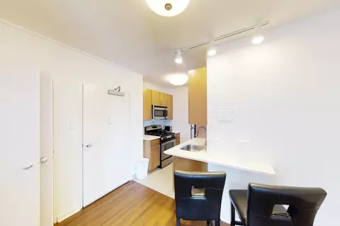 40 N Kingshighway Blvd, Saint Louis, MO 63108 photo 7