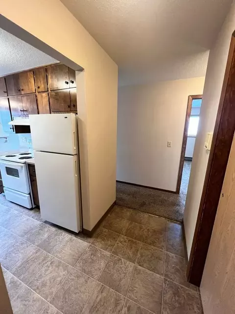 301 30th Ave N, Fargo, ND 58102