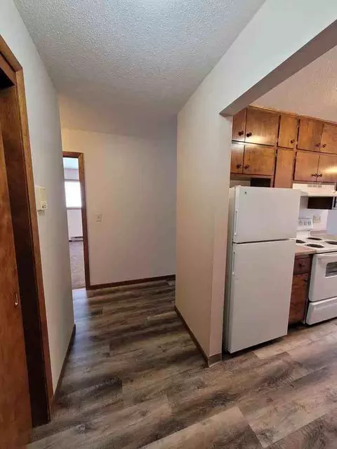 301 30th Ave N, Fargo, ND 58102