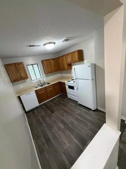 2701 S Emporia St, Wichita, KS 67216