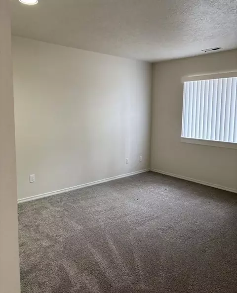 3880 Auburn Rd NE, Salem, OR 97301 photo 22