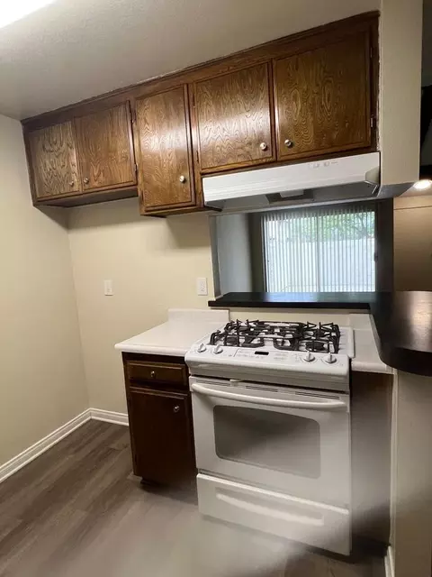 Rr Woodvale Llc, Simi Valley, CA 93063 photo 6