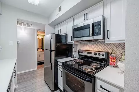 3101 Shoreline Dr, Austin, TX 78728 photo 5