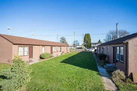 123 SE 97th Ave, Portland, OR 97216