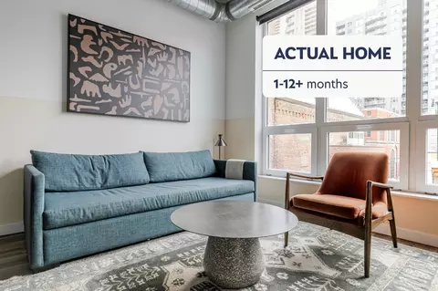 61 W Erie St, Chicago, IL 60654
