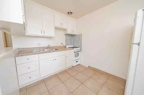 1734 Blake St, Berkeley, CA 94703 photo 2