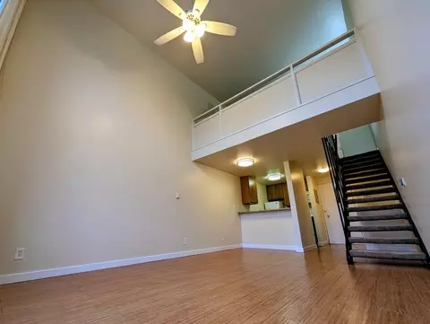 312 Harvard Ave E, Seattle, WA 98102