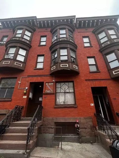 135 Madison Ave, Albany, NY 12202