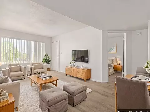 222 E Cody Dr, Phoenix, AZ 85040