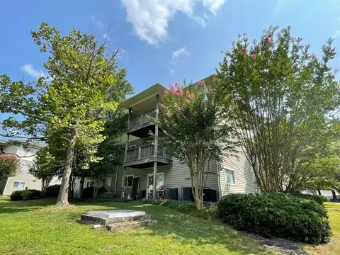 303 Smith Level Rd, Chapel Hill, NC 27516