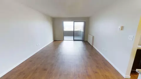 818 N Logan St, Denver, CO 80203