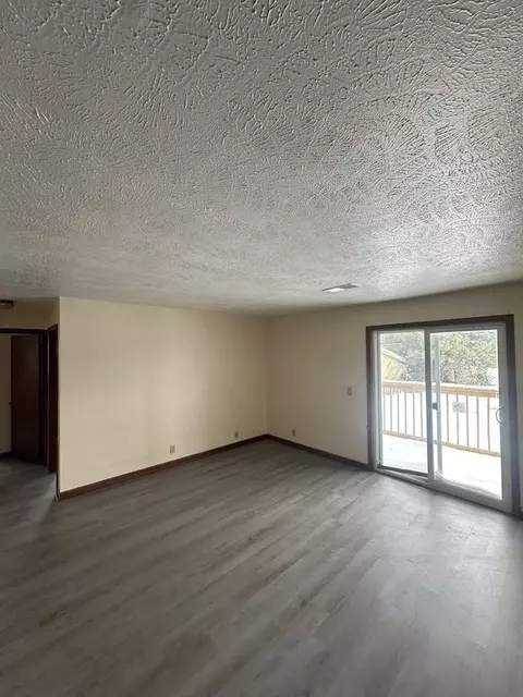 1409 E Iron Ave, Salina, KS 67401