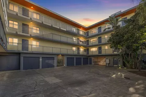 1738 4th Ave, Oakland, CA 94606