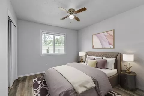 901 E 17th St, Norwalk, IA 50211