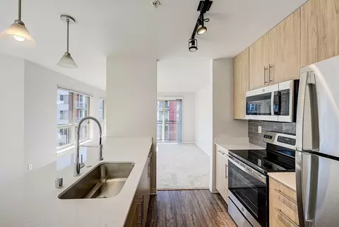 422 Yale Ave N, Seattle, WA 98109 photo 48