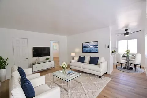 24743 Apple St, Newhall, CA 91321 photo 3