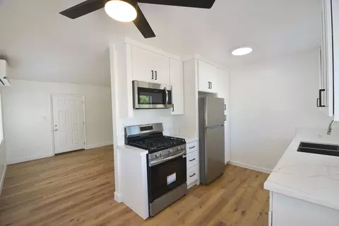 24743 Apple St, Newhall, CA 91321 photo 6