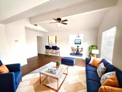 400 Green Leaf, Horseshoe Bay, TX 78657