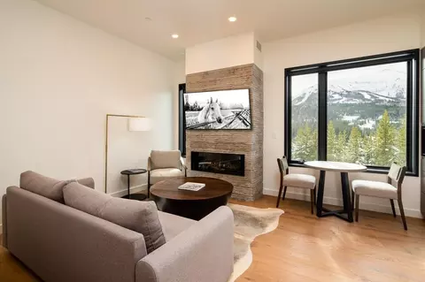 4 Boathouse Way, Big Sky, MT 59716