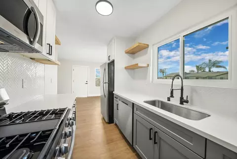4022 42nd St, San Diego, CA 92105