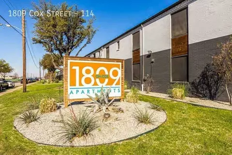 1729 Cox St, Carrollton, TX 75006