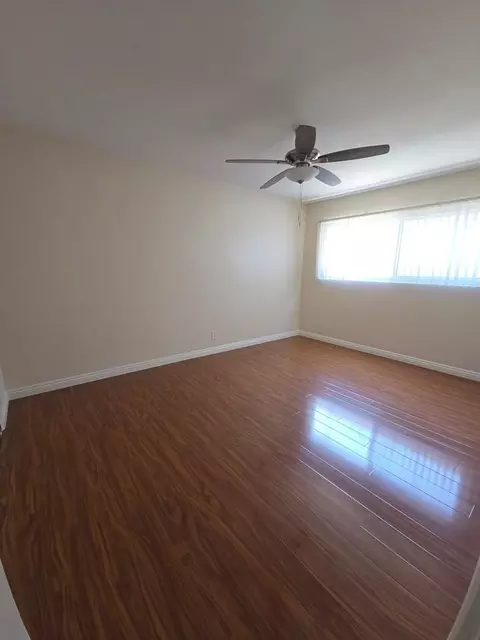 339 N Howard St, Glendale, CA 91206 photo 2