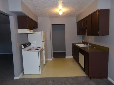 947 Business 28, Milford, OH 45150
