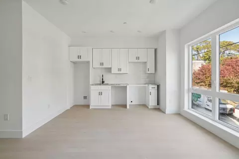 2400 W Montgomery Ave, Philadelphia, PA 19121