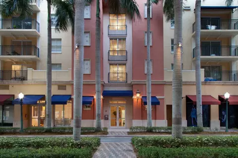 4251 Salzedo St, Coral Gables, FL 33146 photo 2