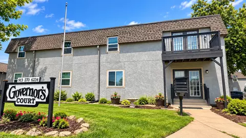 1110 W Virginia Ln, Olathe, KS 66061