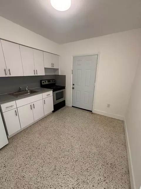930 SW 31st Ave, Miami, FL 33135