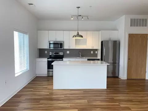 401 S 41st St, Omaha, NE 68131