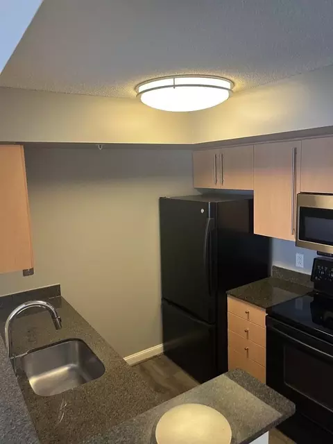 4835 Cordell Ave, Bethesda, MD 20814 photo 6