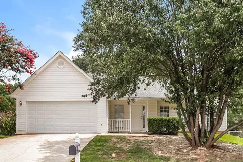 172 Regency Park Dr, Mcdonough, GA 30253