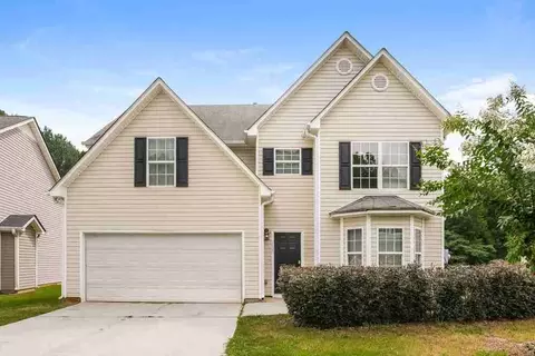 235 Shadowbrooke Cir, Loganville, GA 30052