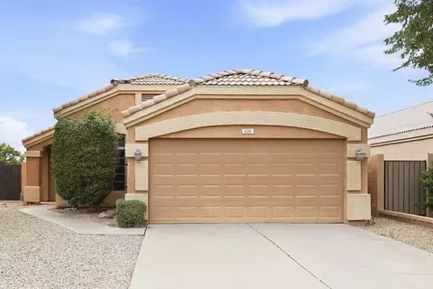 620 S Voyager Dr, Gilbert, AZ 85296
