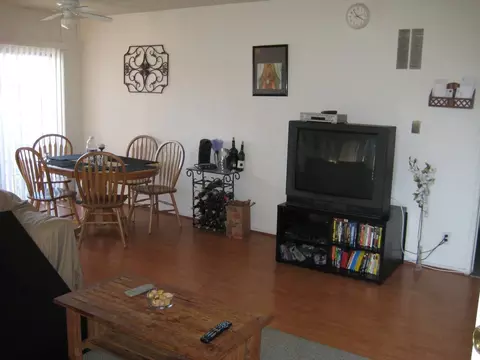 4702 W 17th St #12, Los Angeles, CA 90019