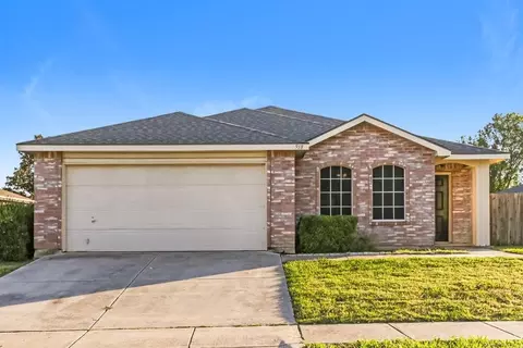 918 Anvil Creek Dr, Arlington, TX 76001