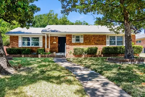 107 W Rio Grande St, Garland, TX 75041