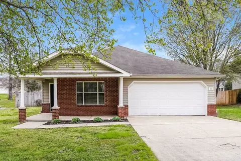 805 Hammersmith Dr, Smyrna, TN 37167