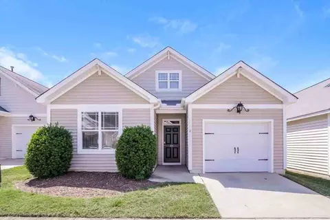 84 Denby Cir, Clayton, NC 27527