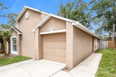 12744 Ashbrook Cir W, Jacksonville, FL 32225