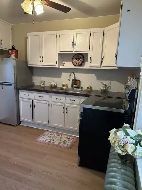 269 N 1st Ave #B, Manville, NJ 08835